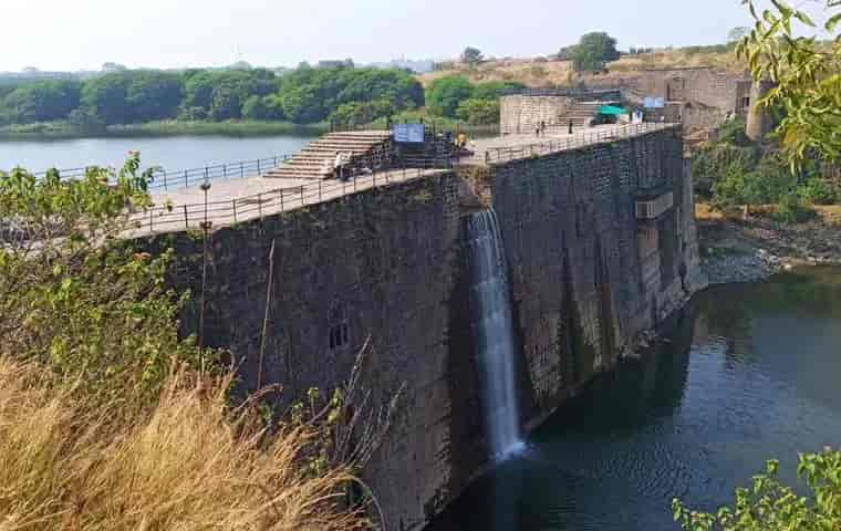 नळदुर्ग किल्ला