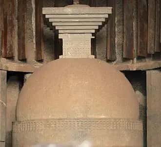 कार्ला लेणी